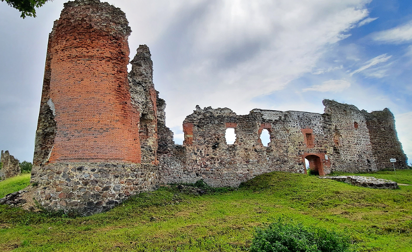 Laiuse Castle , , Estonia